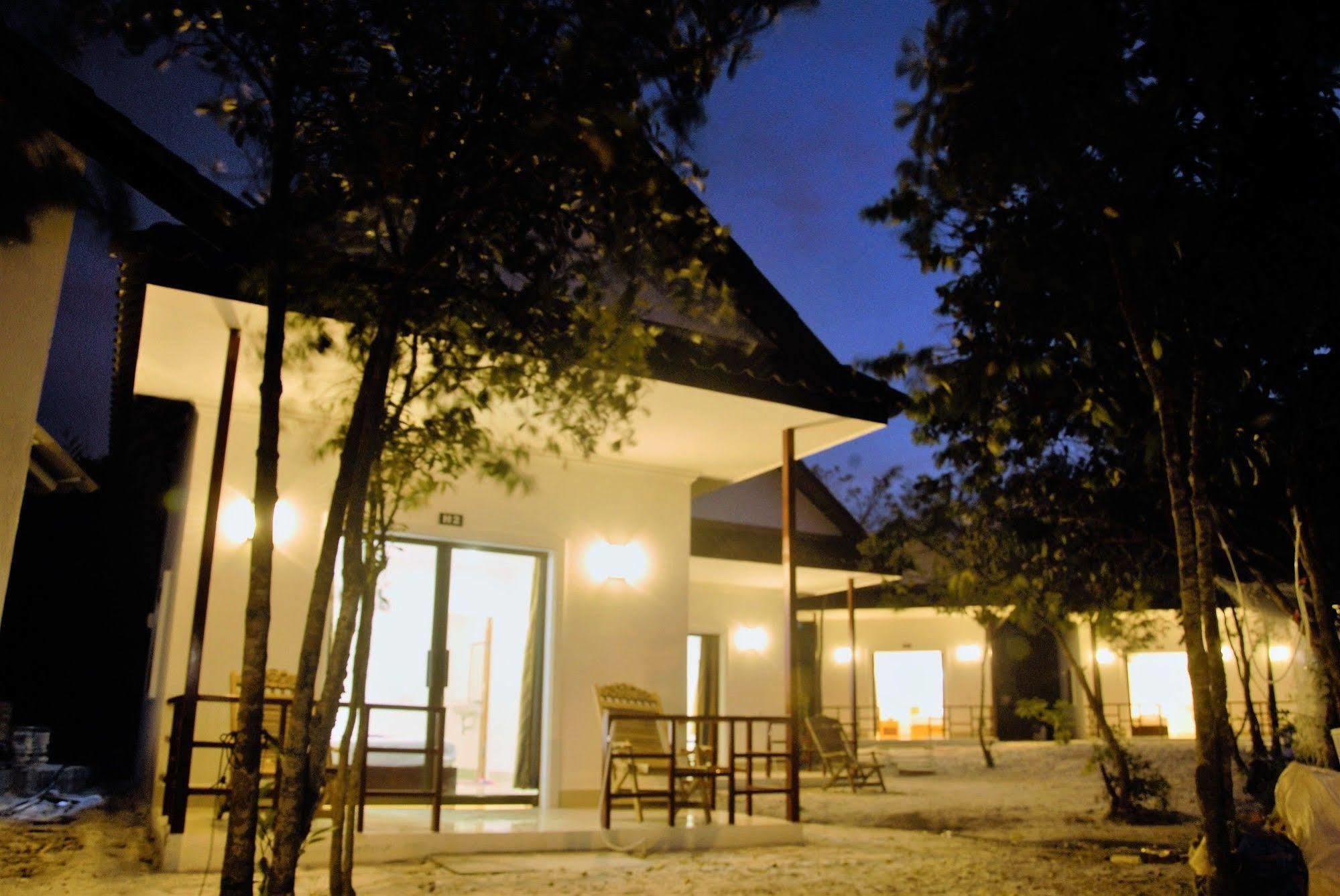Home Stay Resort Koh Rong Sanloem Exterior photo